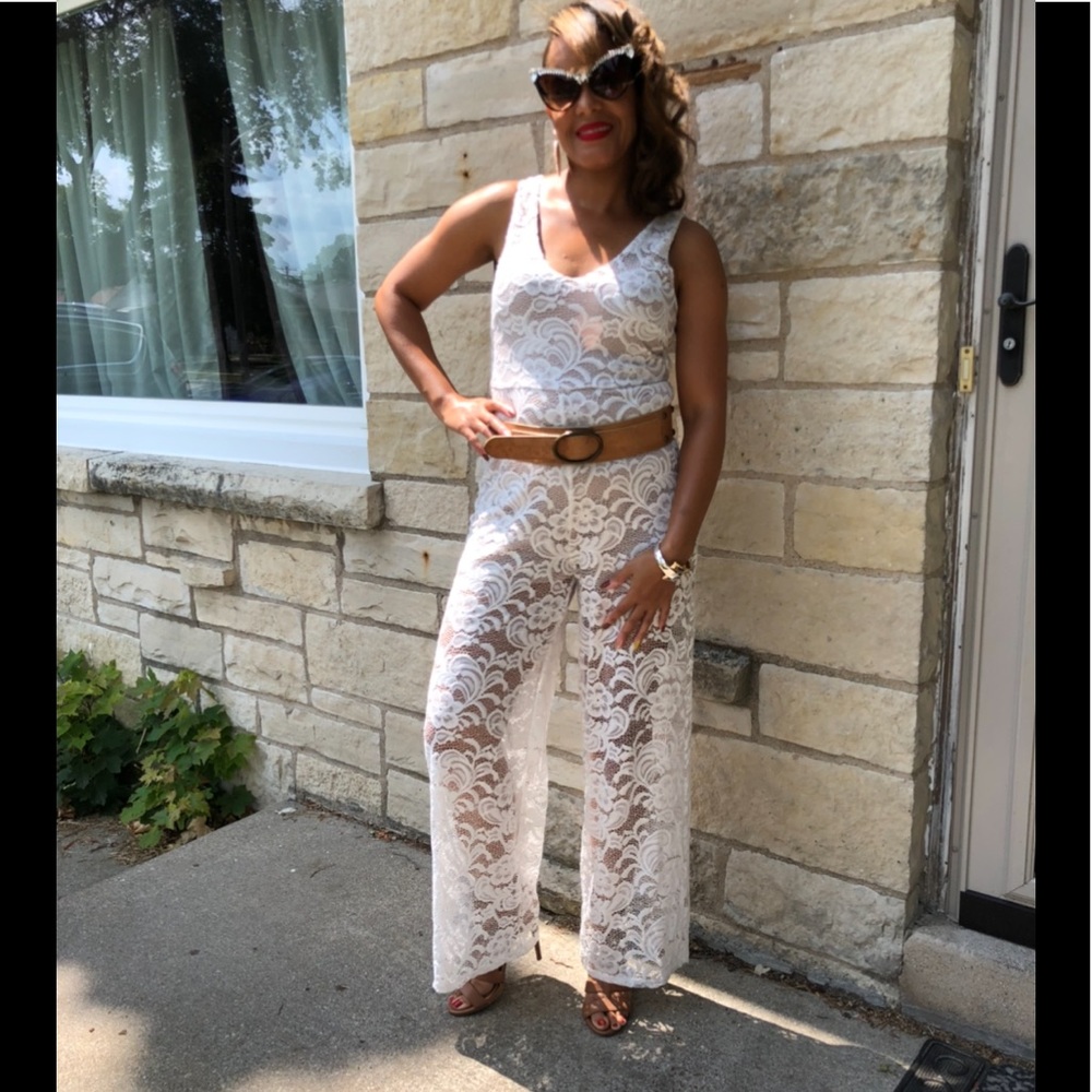 Small lace jumpsuit